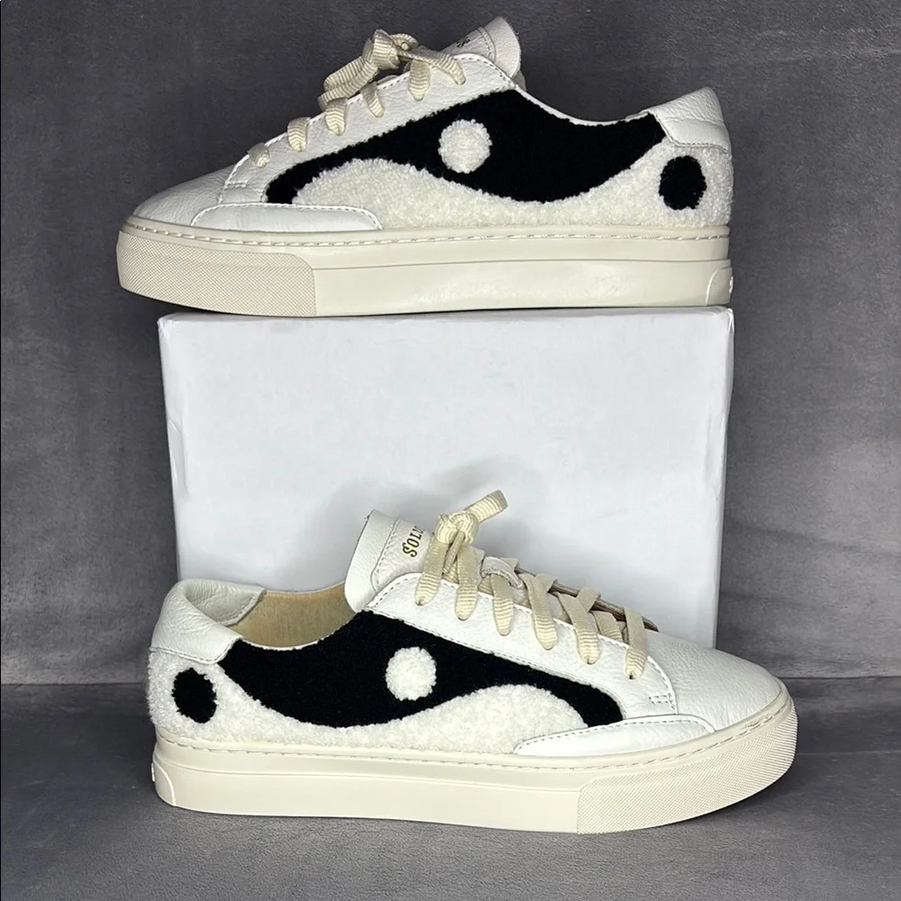 Soludos Women’s Cow Print Leather Sneakers Black White Size 10 Casual Shoes